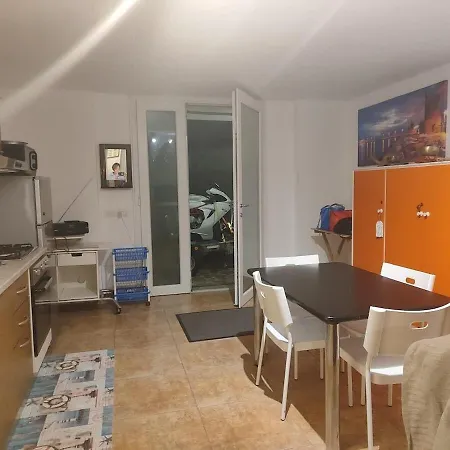 Circuito Simoncelli 山林小屋 *